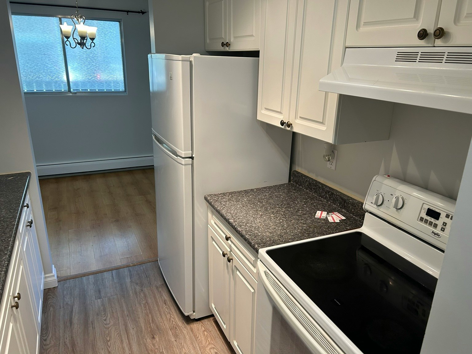 11245 109 Avenue Nw, Edmonton, AB, T5H 4B1 - 3
