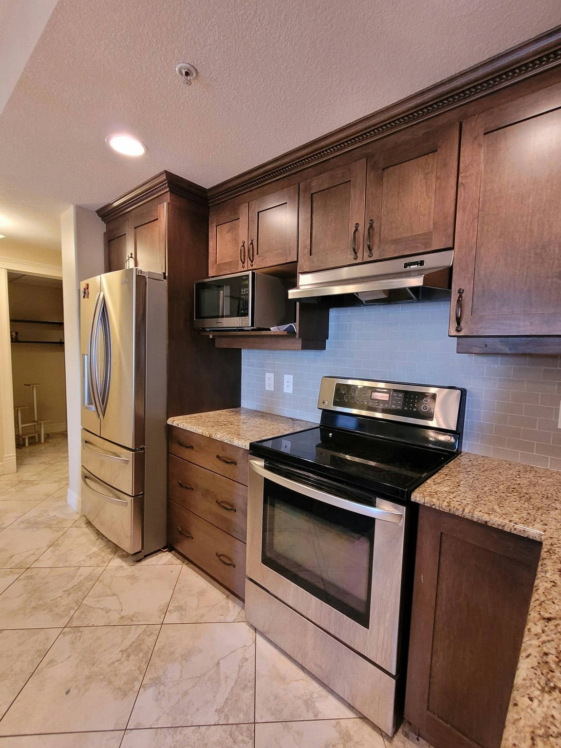 606-10142 111, Edmonton, AB, T5K 1K6 - 6