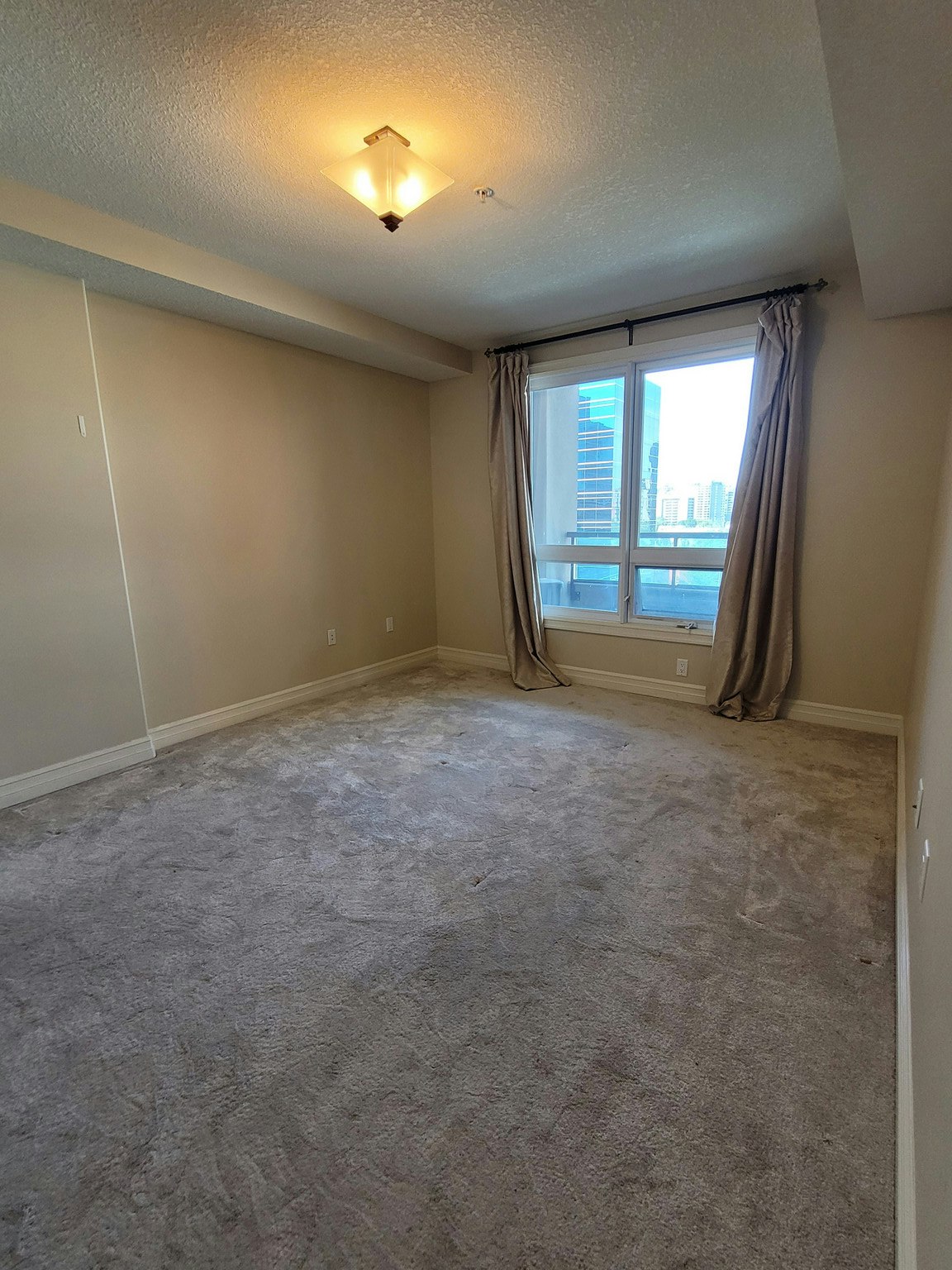 606-10142 111, Edmonton, AB, T5K 1K6 - 9