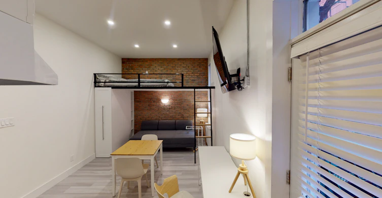 1 - 202-1230 Du Fort Rue, Montréal, QC, H3H 2B3