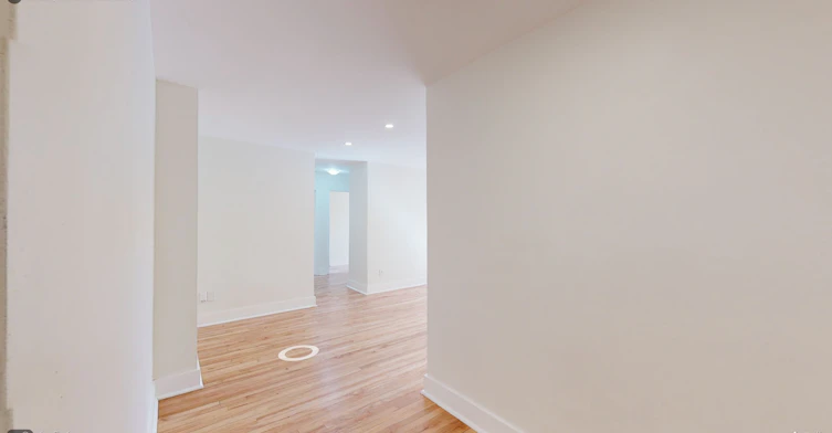 1 - 104-2925 Louis Paré Rue, Montréal, QC, H8S 1K9