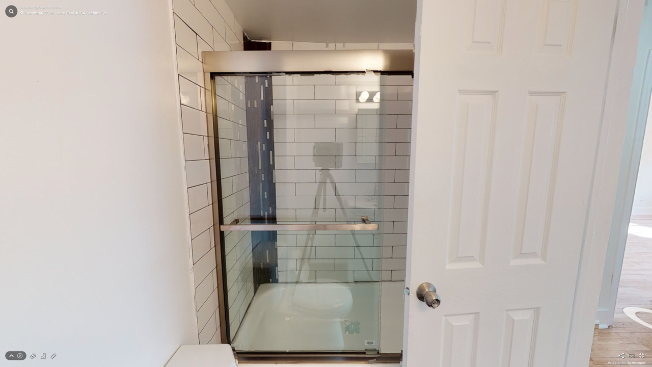 1 - 104-2925 Louis Paré Rue, Montréal, QC, H8S 1K9 - 48