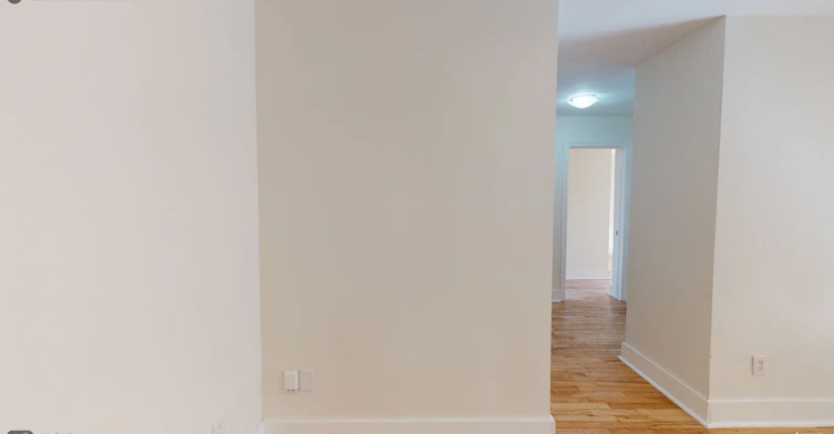 1 - 104-2925 Louis Paré Rue, Montréal, QC, H8S 1K9 - 3