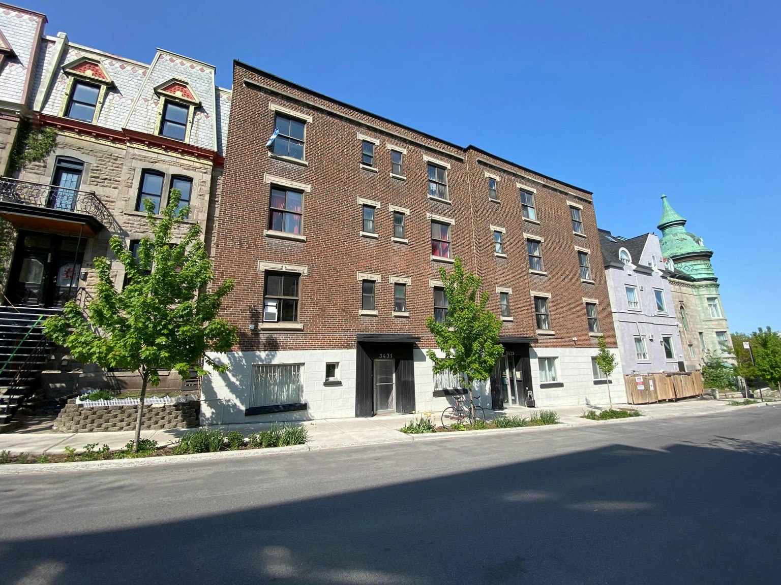 1 - 01A-3431 St Andre Rue, Montréal, QC, H2L 3V4 - 4