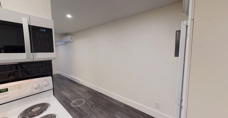 1 - 102-4615 Van Horne Avenue, Montréal, QC, H3W 1H8 - 4