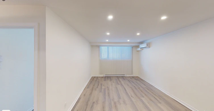 1 - 02-4720 St Kevin Avenue, Montréal, QC, H3W 1N9 - 2