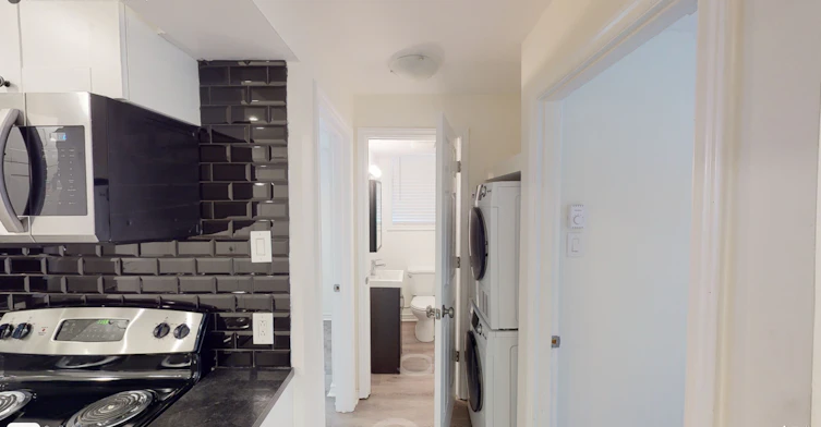 1 - 02-4720 St Kevin Avenue, Montréal, QC, H3W 1N9 - 16