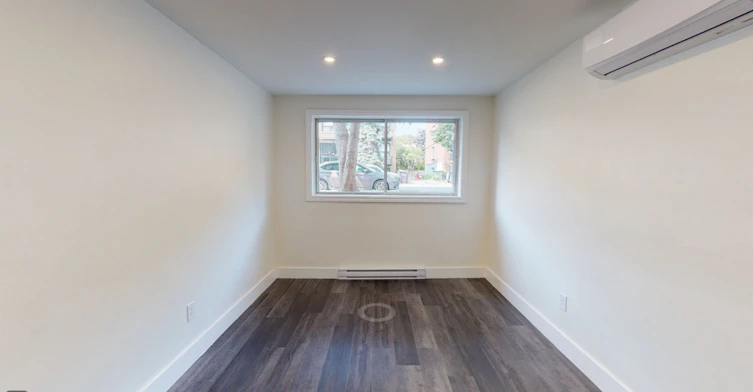 1 - 01-524 23e Avenue, Montréal, QC, H8S 3V2 - 3