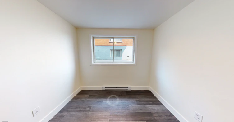 1 - 01-524 23e Avenue, Montréal, QC, H8S 3V2 - 12