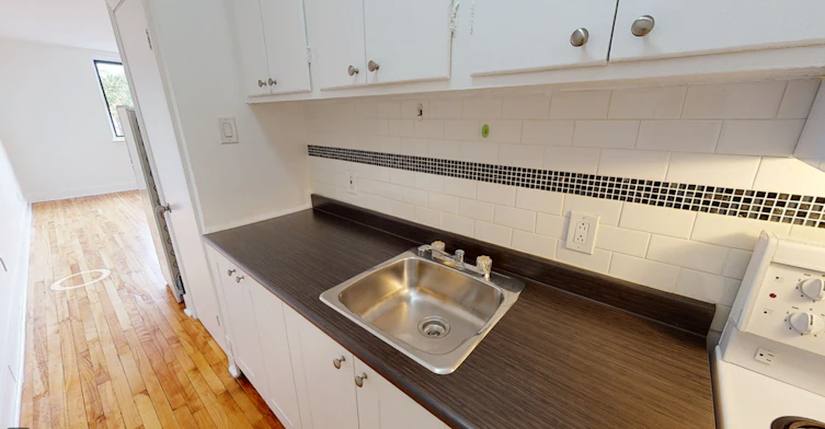 1 - 201-5309 Lucy Place, Montréal, QC, H3X 1L1 - 9