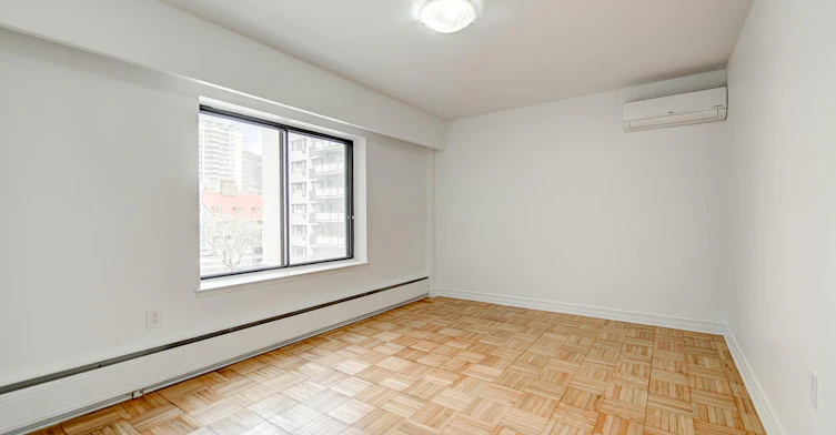 3500 De La Montagne Rue, Montréal, QC, H3G 2A6 - 8