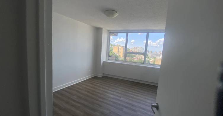 703-1550 Du Docteur Penfield Avenue, Montréal, QC, H3G 1B9 - 3