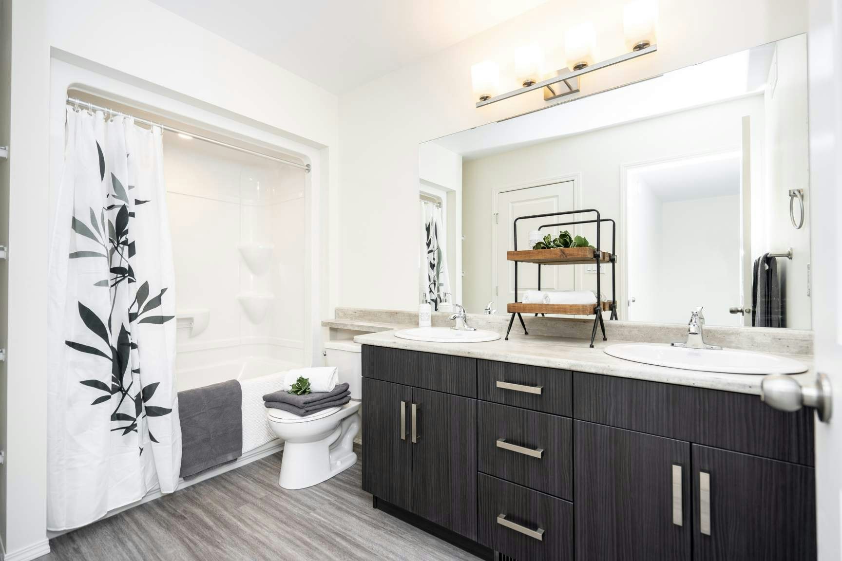 11-3813-3813 Main Street, West St Paul, MB, R4A 0C4 - 4