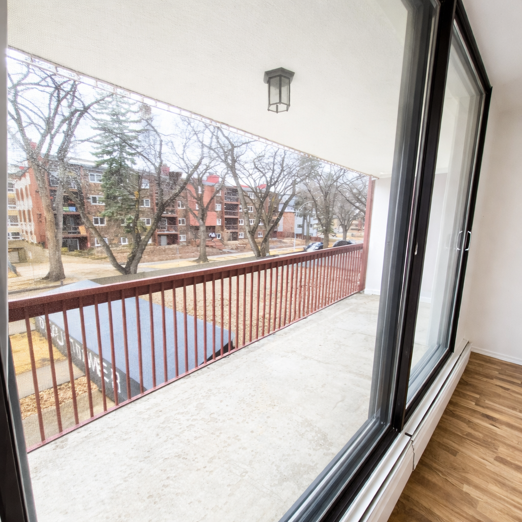 1907-10145 119 Street, Edmonton, AB, T5K 1Z2 - 11
