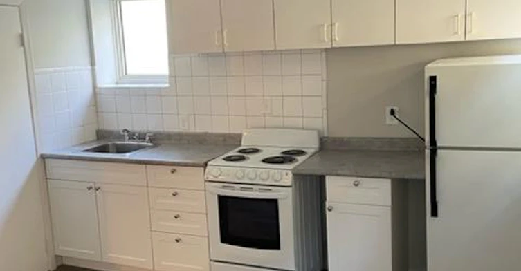 854 Ottawa, Windsor, ON, N8X 2C8 - 4