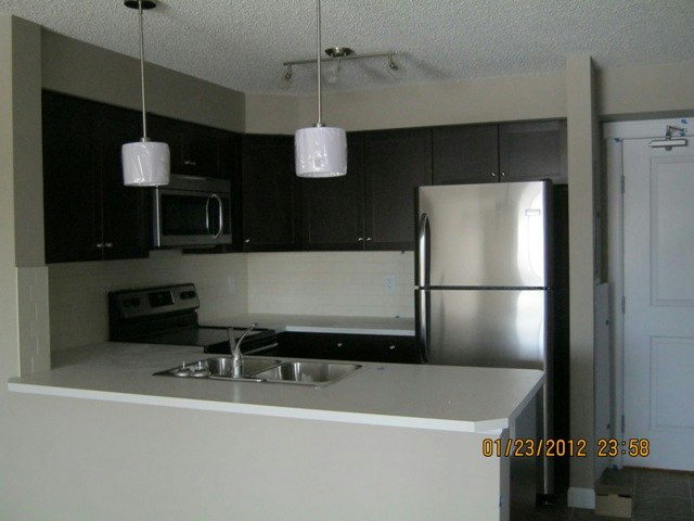 3719 Whitelaw Lane, Edmonton, AB, T6W 2C3