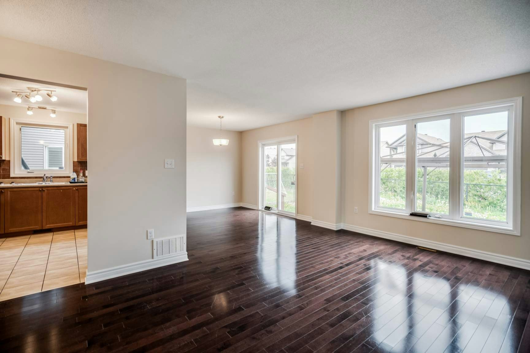 1-133 Dorina Sarazin Crescent, Clarence-Rockland, ON, K4K 0G6 - 11