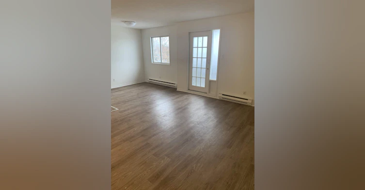 305 Buena Vista Avenue, Oshawa, ON, L1J 2M6 - 9