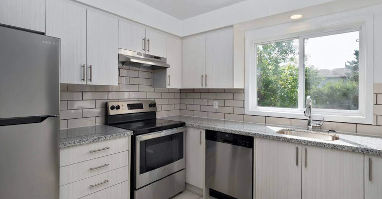 414 Stone Road, Guelph, ON, N1G 3E1 - 2