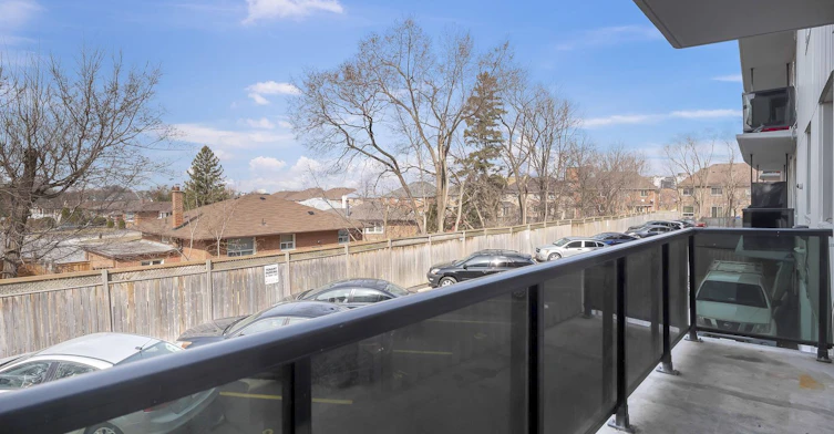 3250 Keele Street, Toronto, ON, M3M 3C5 - 9