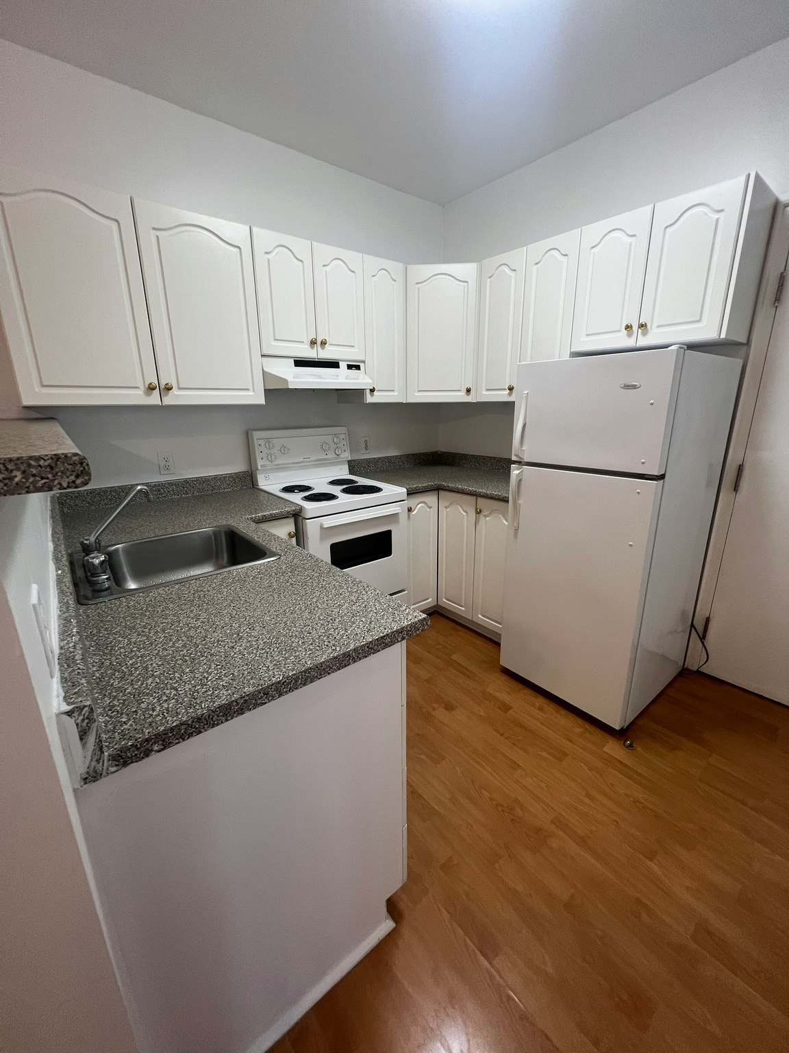 17-362 Friel Street, Ottawa, ON, K1N 7W6 - 2
