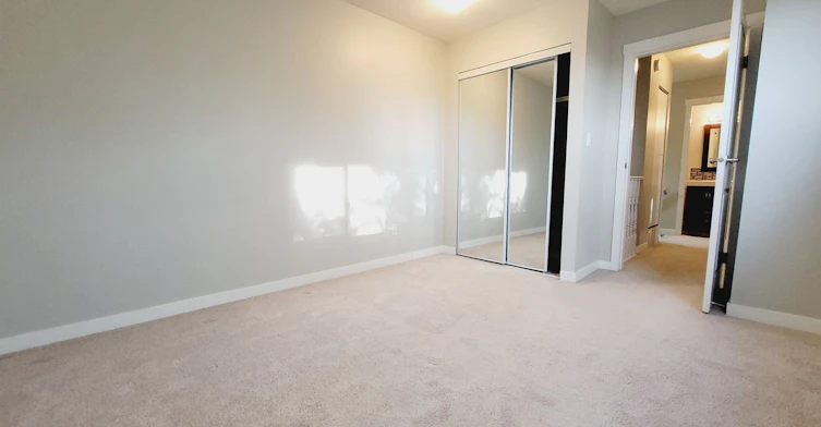 1748 Lakewood Road South NW, Edmonton, AB, T6K 3B6 - 5
