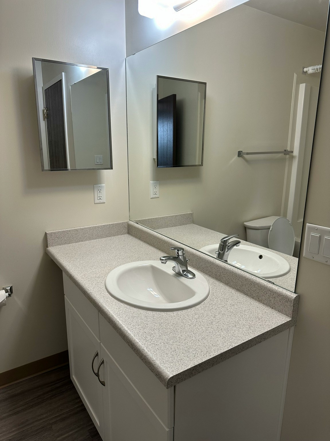 2911 109 Street, Edmonton, AB, T6J 5C9 - 19