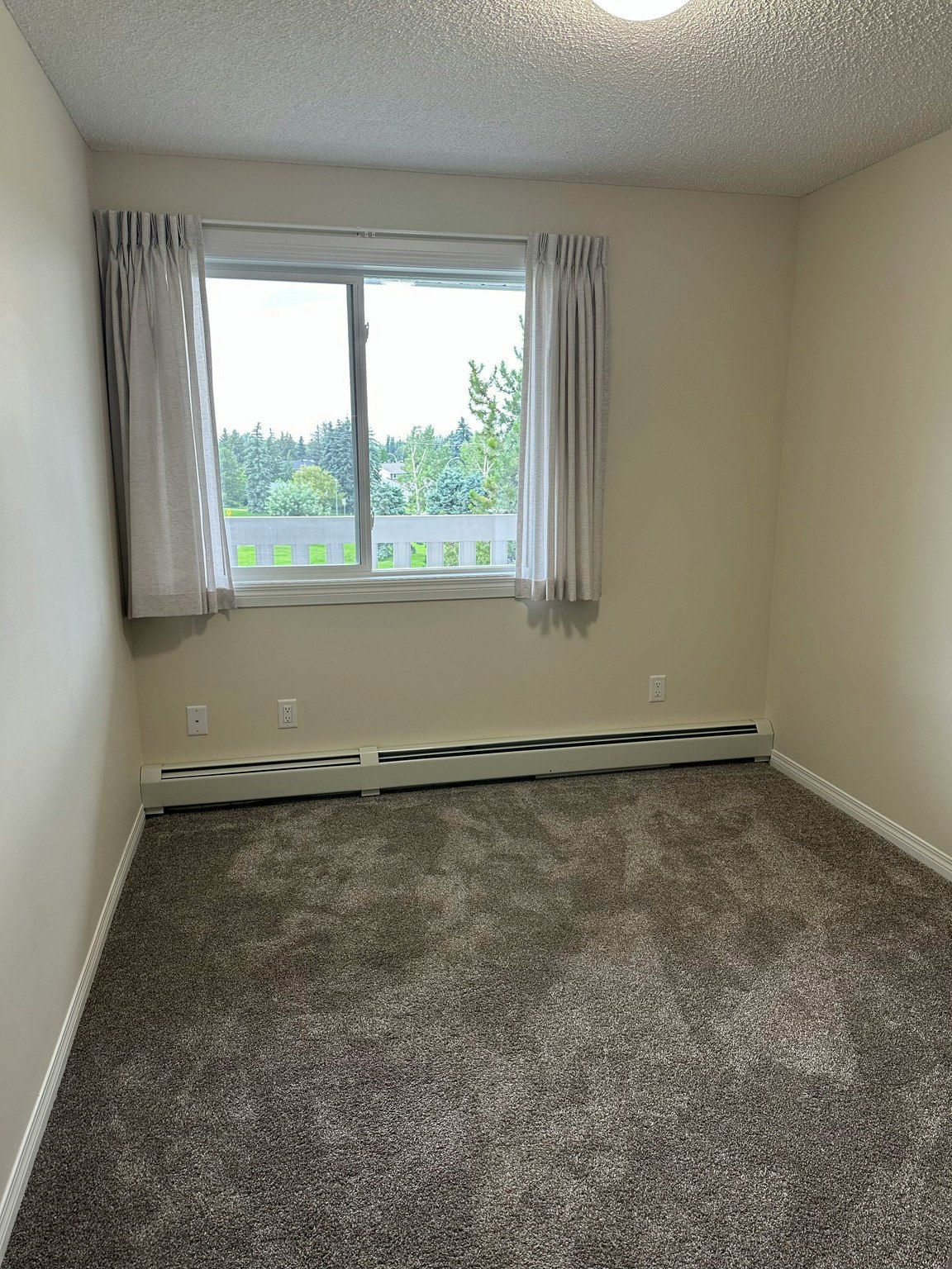 2911 109 Street, Edmonton, AB, T6J 5C9 - 12
