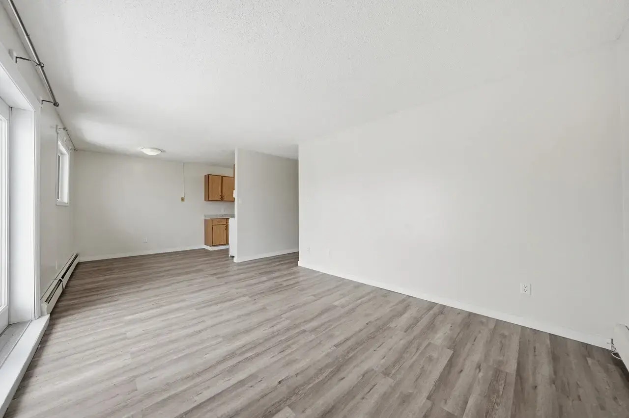 202-843 15th Avenue East, Prince Albert, SK, S6V 7S1 - 10