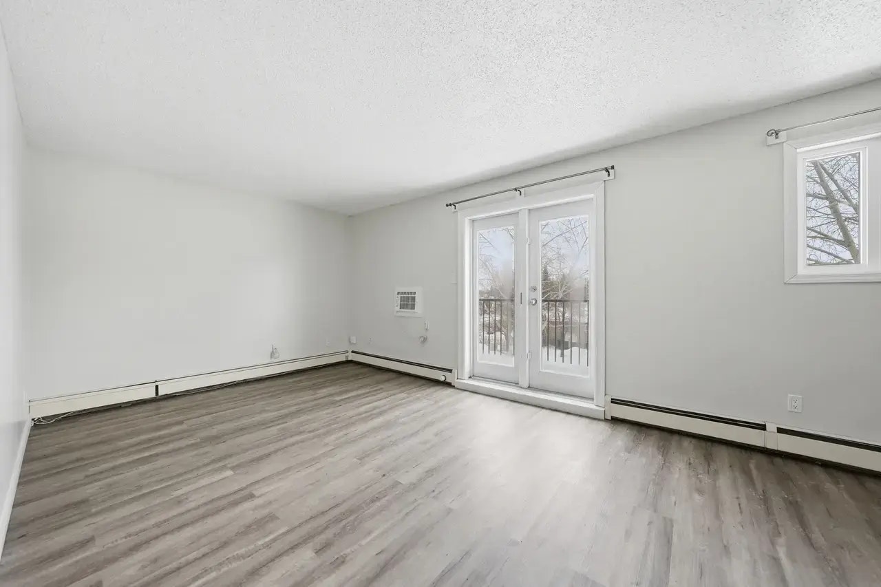 202-843 15th Avenue East, Prince Albert, SK, S6V 7S1 - 3