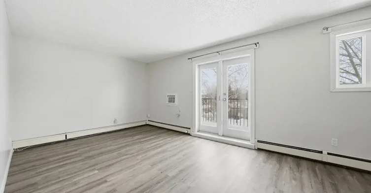 202-843 15th Avenue East, Prince Albert, SK, S6V 7S1 - 3
