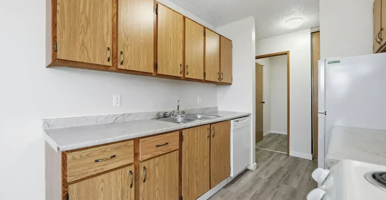 202-843 15th Avenue East, Prince Albert, SK, S6V 7S1 - 7
