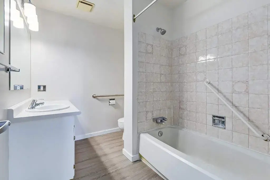 104-154 8th Street East, Prince Albert, SK, S6V 0V7 - 6