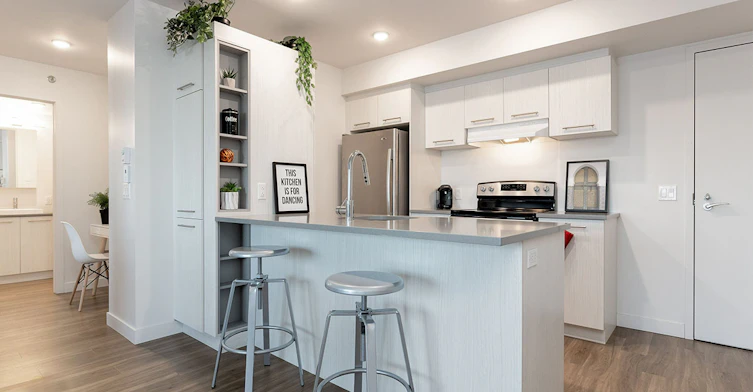1065 Des Francs Bourgeois Street, Boisbriand, QC, J7H 0G9 - 5