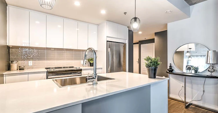 8300 Du St Laurent Boulevard, Brossard, QC, J4X 0B7 - 11