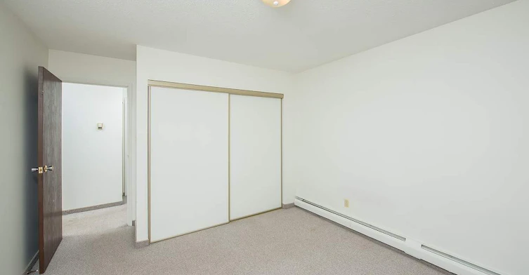 3611 145 Avenue, Edmonton, AB, T5Y 2L7 - 10