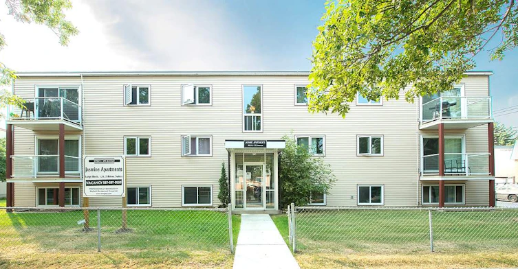 10515 70 Avenue, Edmonton, AB, T6H 2G1