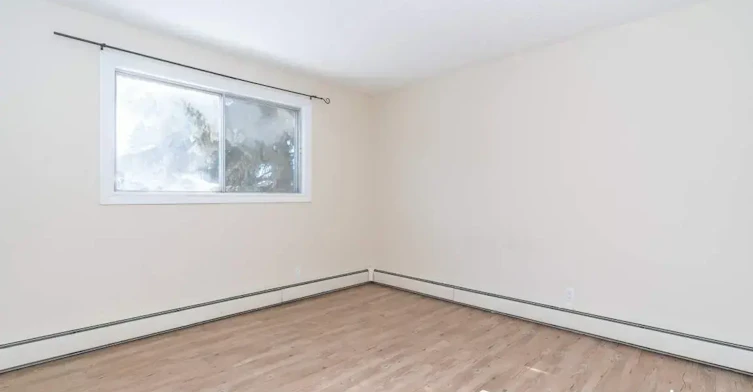 A102-633 28 Street W, Prince Albert, SK, S6V 6K5 - 45