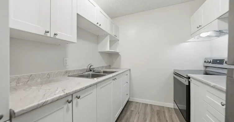 A102-633 28 Street W, Prince Albert, SK, S6V 6K5 - 6