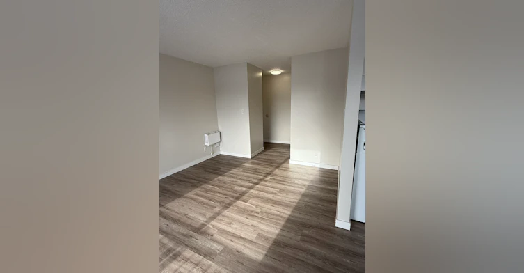 C101-633 28 Street W, Prince Albert, SK, S6V 6K5 - 51