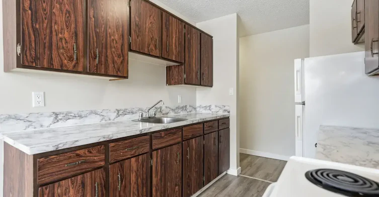 C101-633 28 Street W, Prince Albert, SK, S6V 6K5 - 21