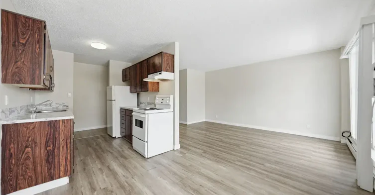 C104-633 28 Street W, Prince Albert, SK, S6V 6K5 - 24