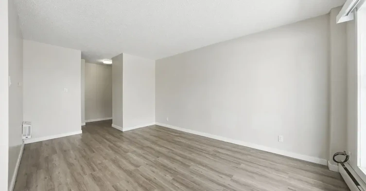 C104-633 28 Street W, Prince Albert, SK, S6V 6K5 - 28
