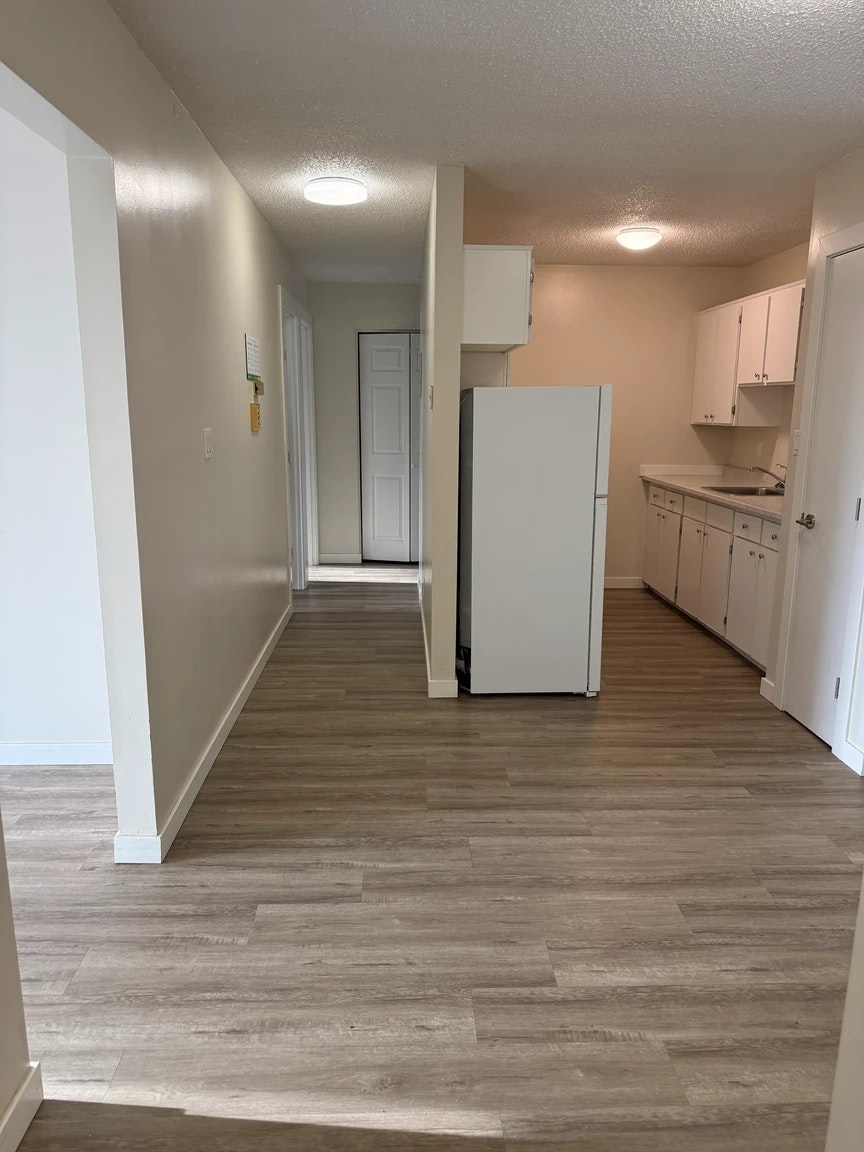 D201-633 28 Street W, Prince Albert, SK, S6V 6K5 - 63