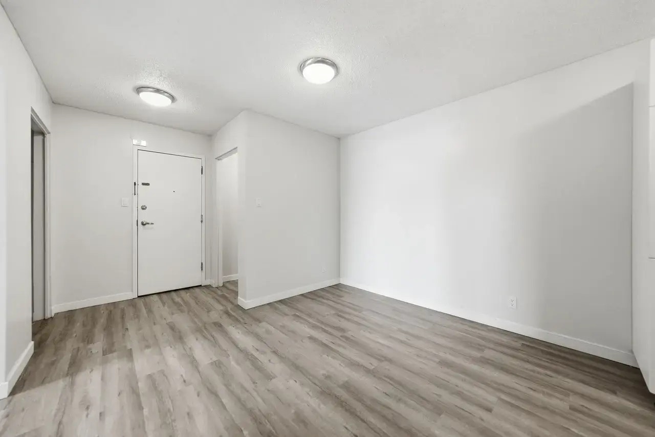 D201-633 28 Street W, Prince Albert, SK, S6V 6K5 - 14