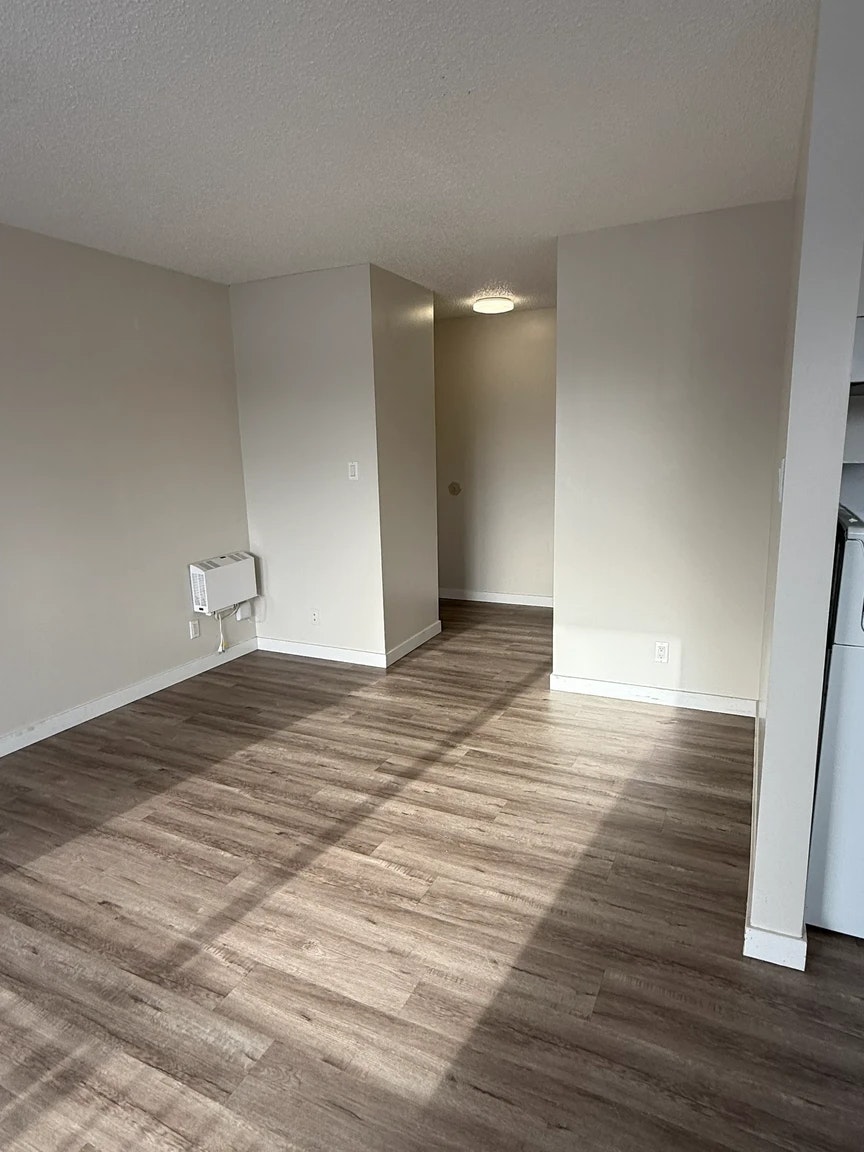 D201-633 28 Street W, Prince Albert, SK, S6V 6K5 - 51