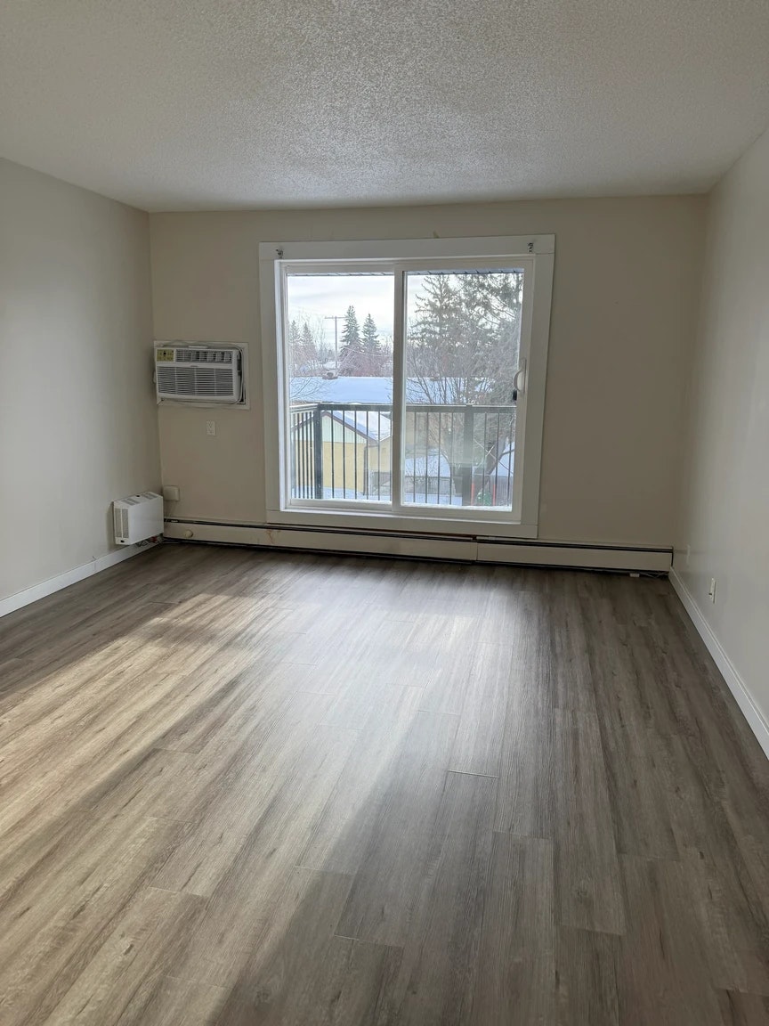 D201-633 28 Street W, Prince Albert, SK, S6V 6K5 - 62
