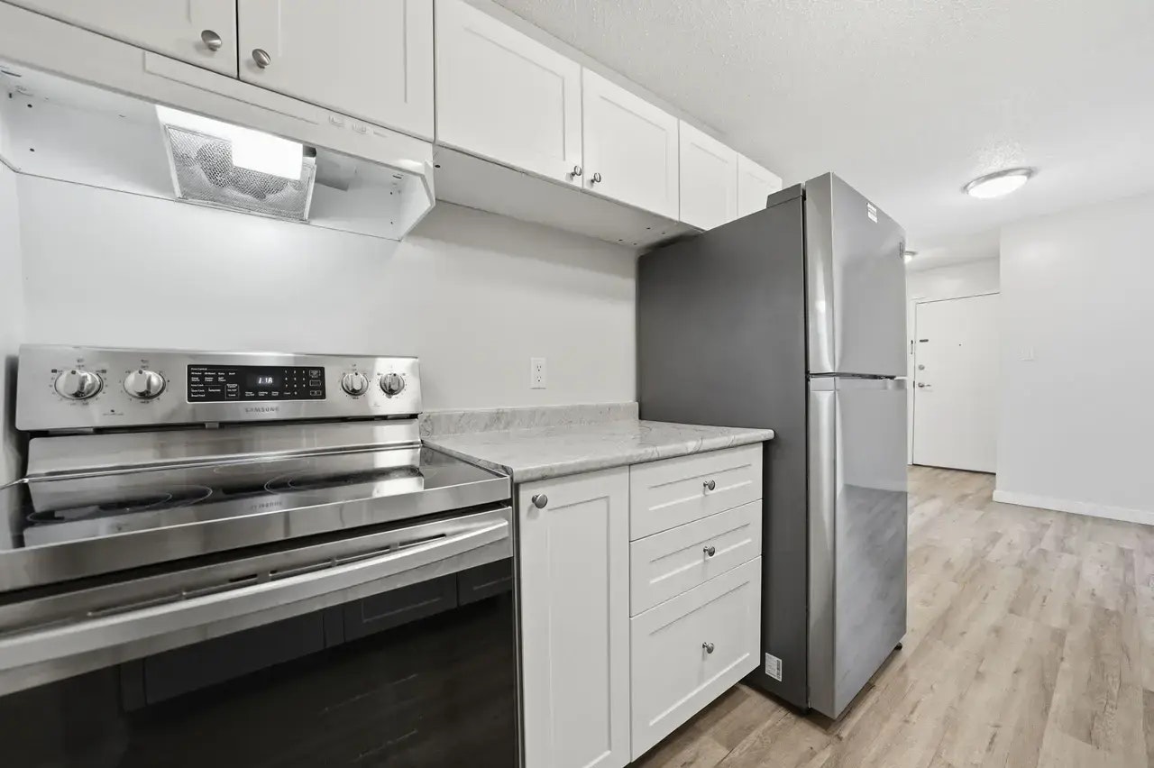 D201-633 28 Street W, Prince Albert, SK, S6V 6K5 - 3
