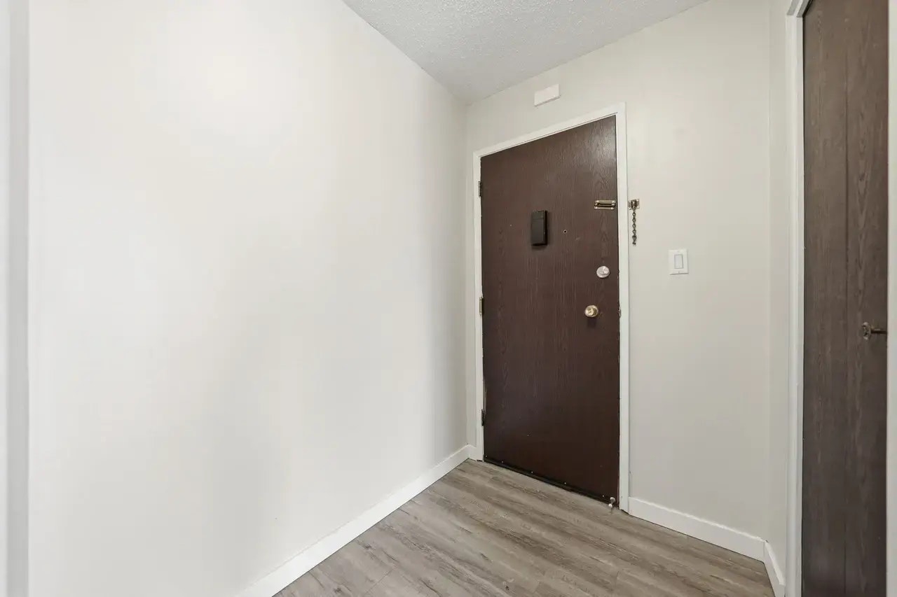 D201-633 28 Street W, Prince Albert, SK, S6V 6K5 - 19