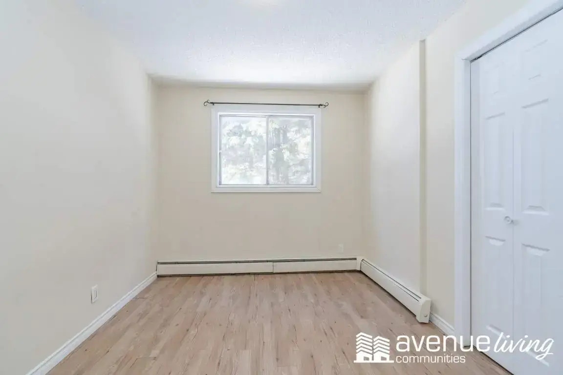 D201-633 28 Street W, Prince Albert, SK, S6V 6K5 - 43